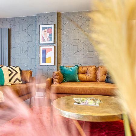 Casa Del Artista - Luxury Apartments, Вітбі Номер фото