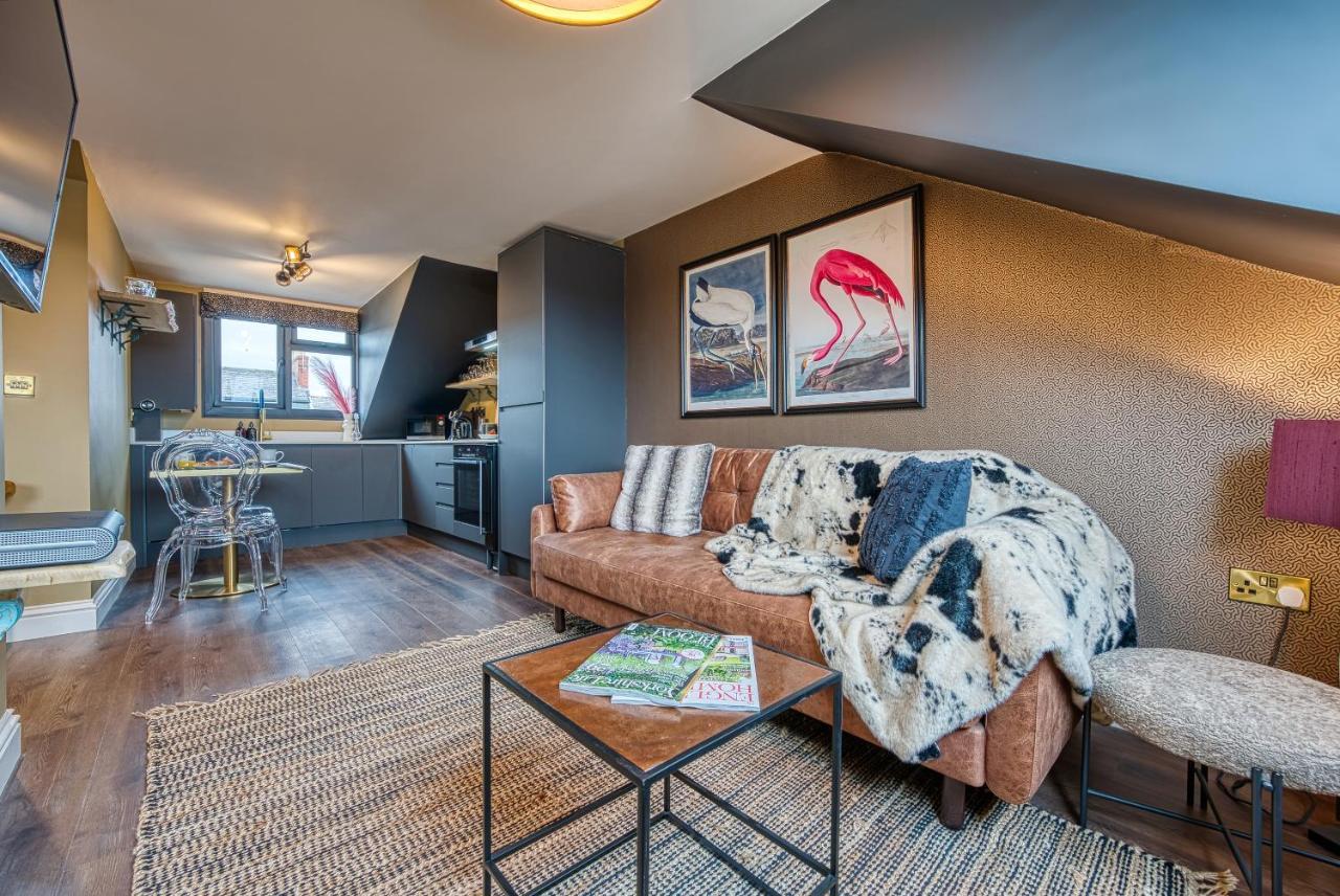 Casa Del Artista - Luxury Apartments, Вітбі Екстер'єр фото