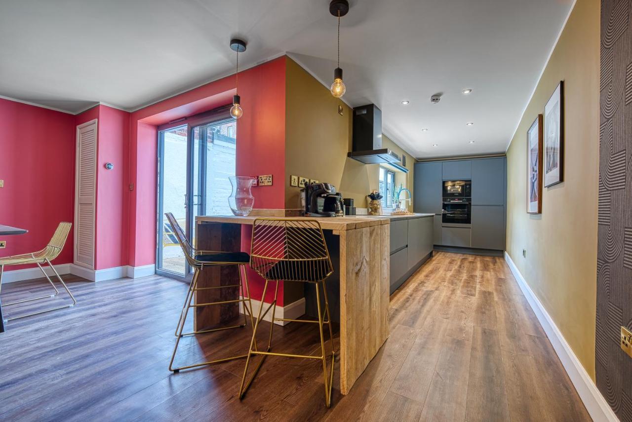 Casa Del Artista - Luxury Apartments, Вітбі Екстер'єр фото